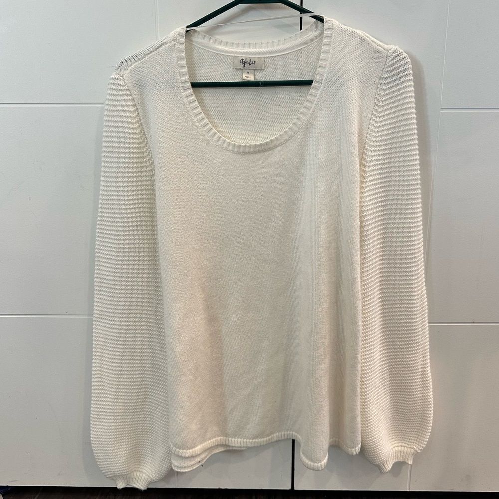 Style & Co. White Crew Neck Sweater with Textured Knit size medium